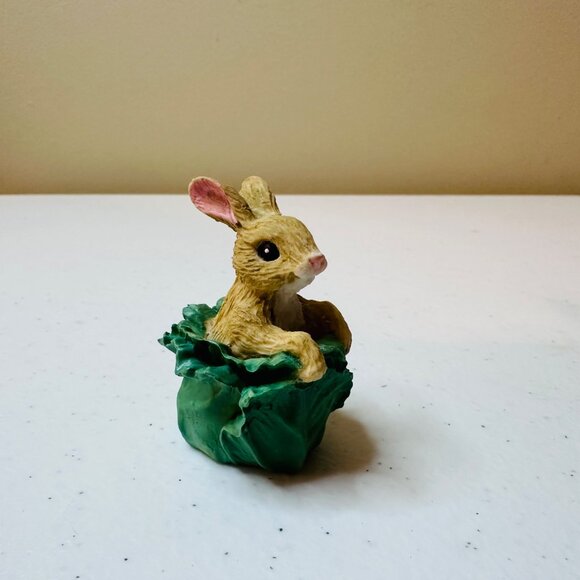 Small Bunny Figurine Easter decoration spring decor springtime tiered tray - Picture 1 of 9